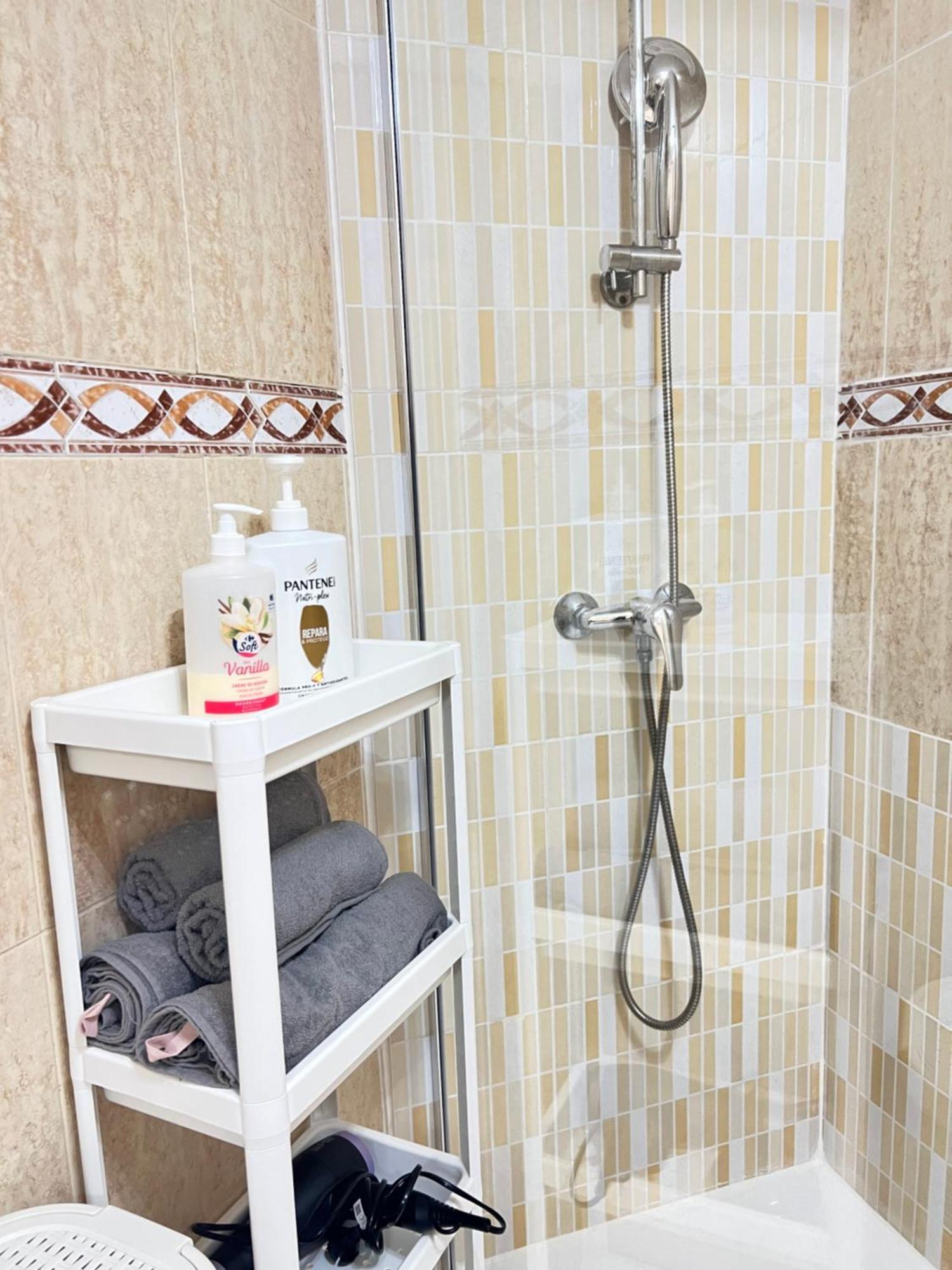 Renovated Cosy Studio 350 M Playa Del Cura, With Official Touristic License Torrevieja Exterior photo